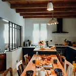 La Maison De Marie בית נופש סן-ז'וליין-אן-בורן